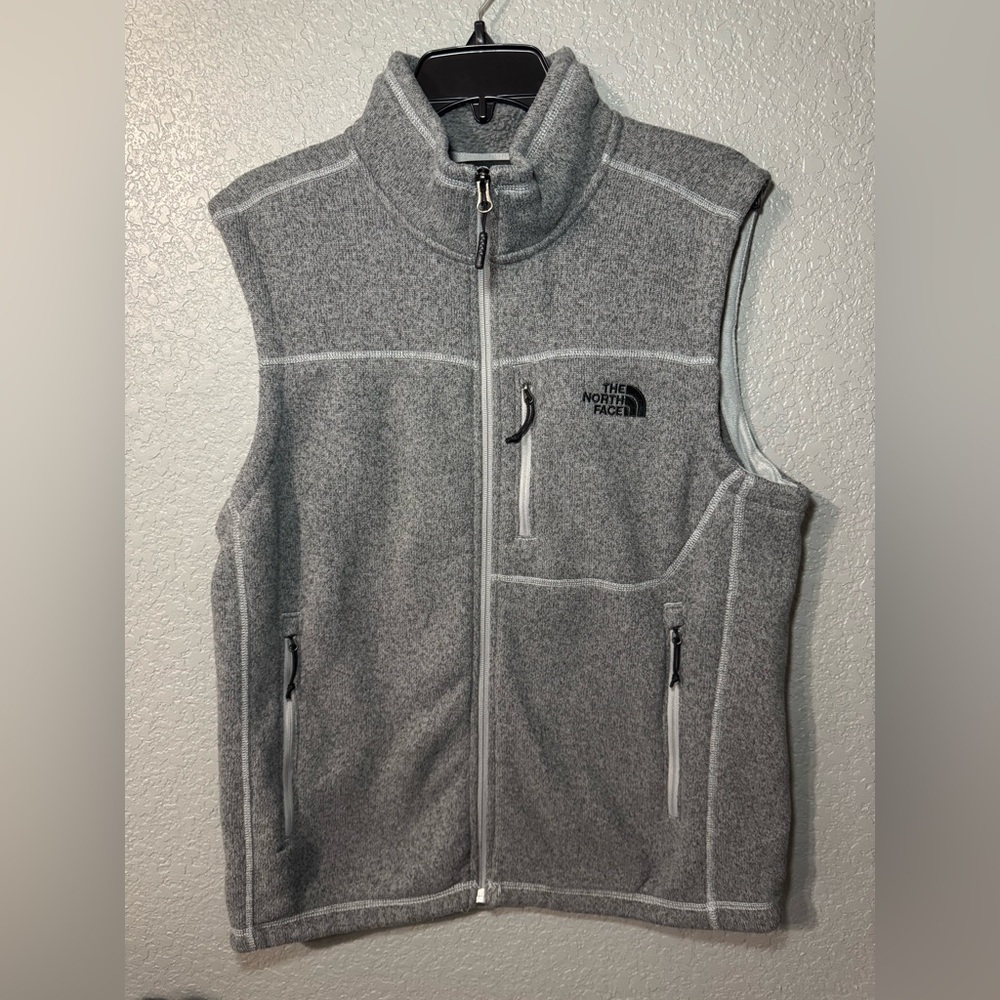 Men’s North Face Fleece Vest. Size M